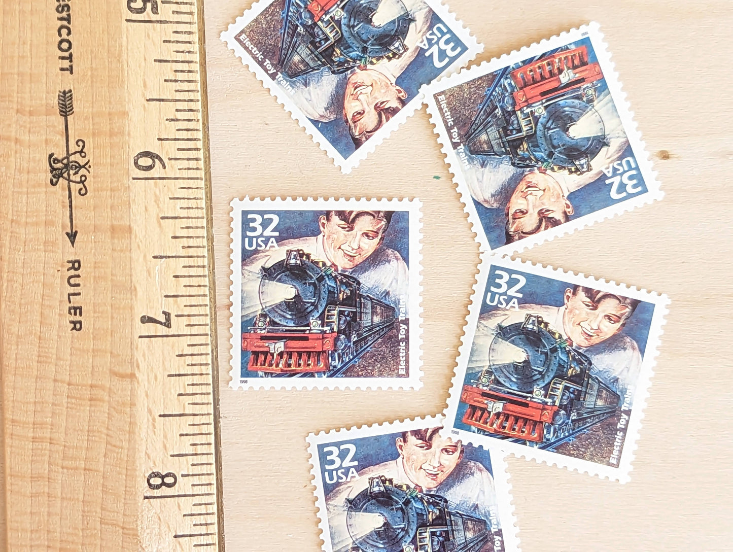 Electric Toy Lionel Trains, Set of 5, Vintage Unused USPS 32 Cent Postage Stamps, 1920s Celebrate the Century Series 1998, Gummed