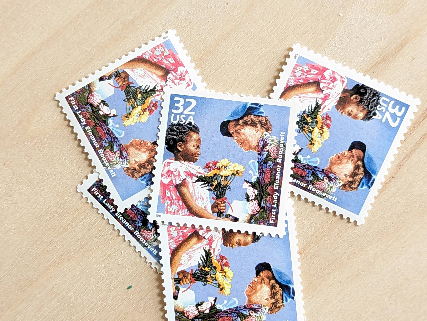 Eleanor Roosevelt stamps, Set of 5, Vintage Unused USPS 32 Cent Postage Stamps, 1930s Celebrate the Century Stamps 1998, Gummed