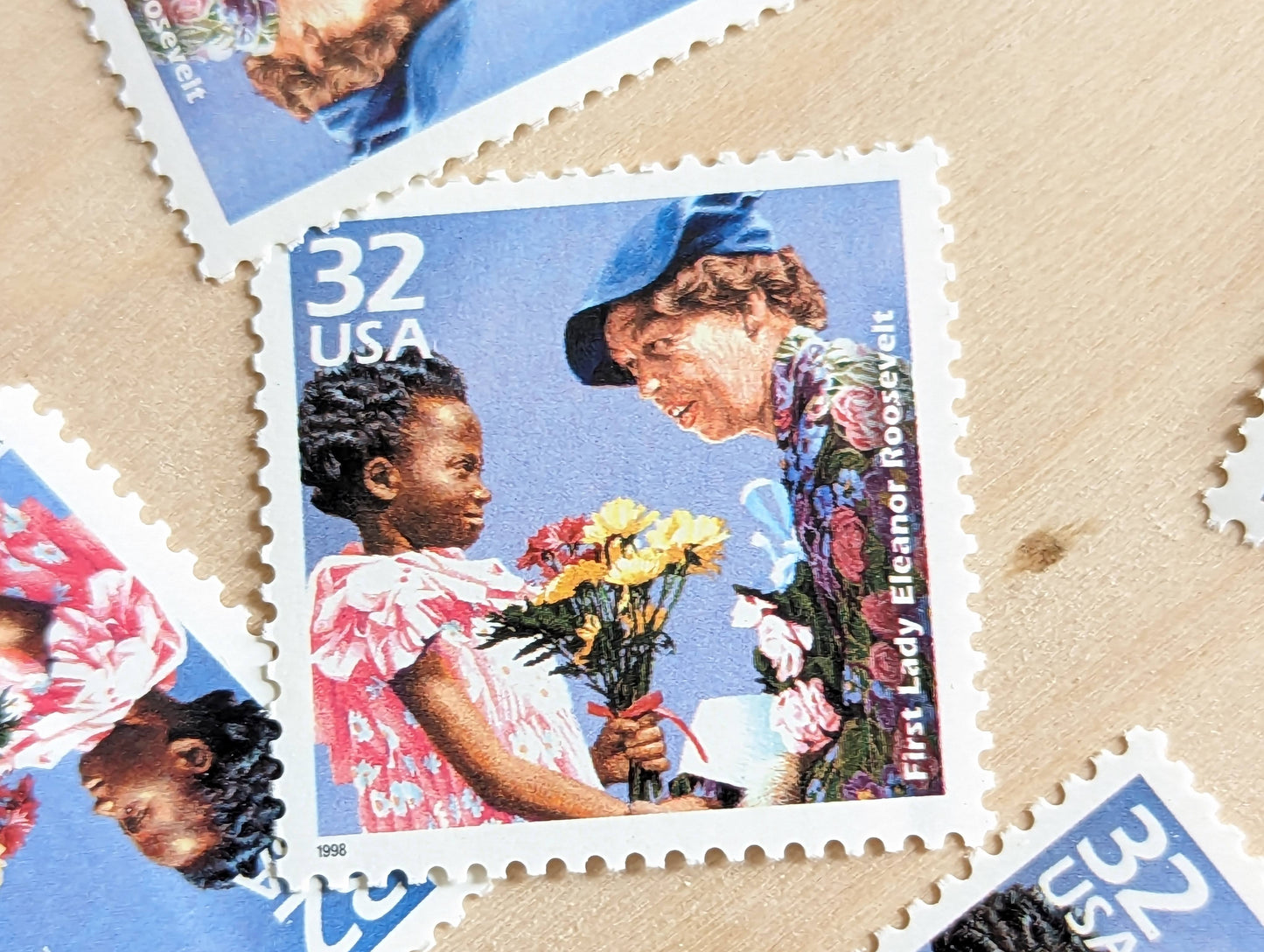 Eleanor Roosevelt stamps, Set of 5, Vintage Unused USPS 32 Cent Postage Stamps, 1930s Celebrate the Century Stamps 1998, Gummed