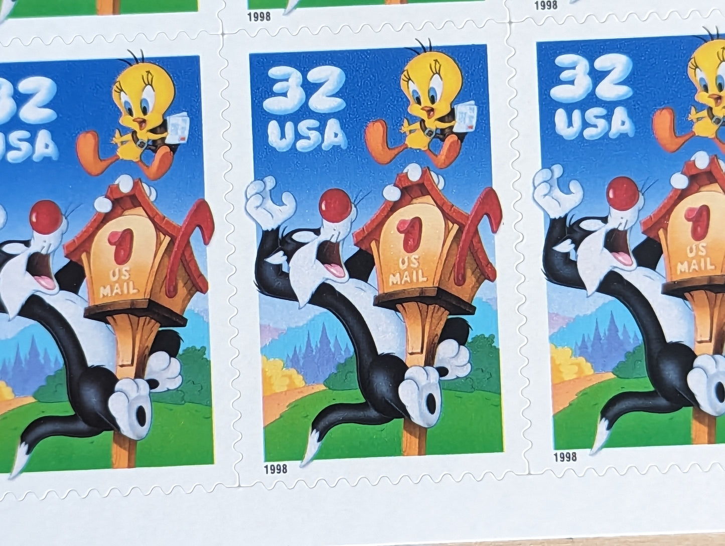 Sylvester and Tweety Looney Tunes, Sheet of 10, Vintage Unused USPS 32 Cent Postage Stamps, Looney Tunes Stamps (Souvenir Sheet), 1997, Gummed