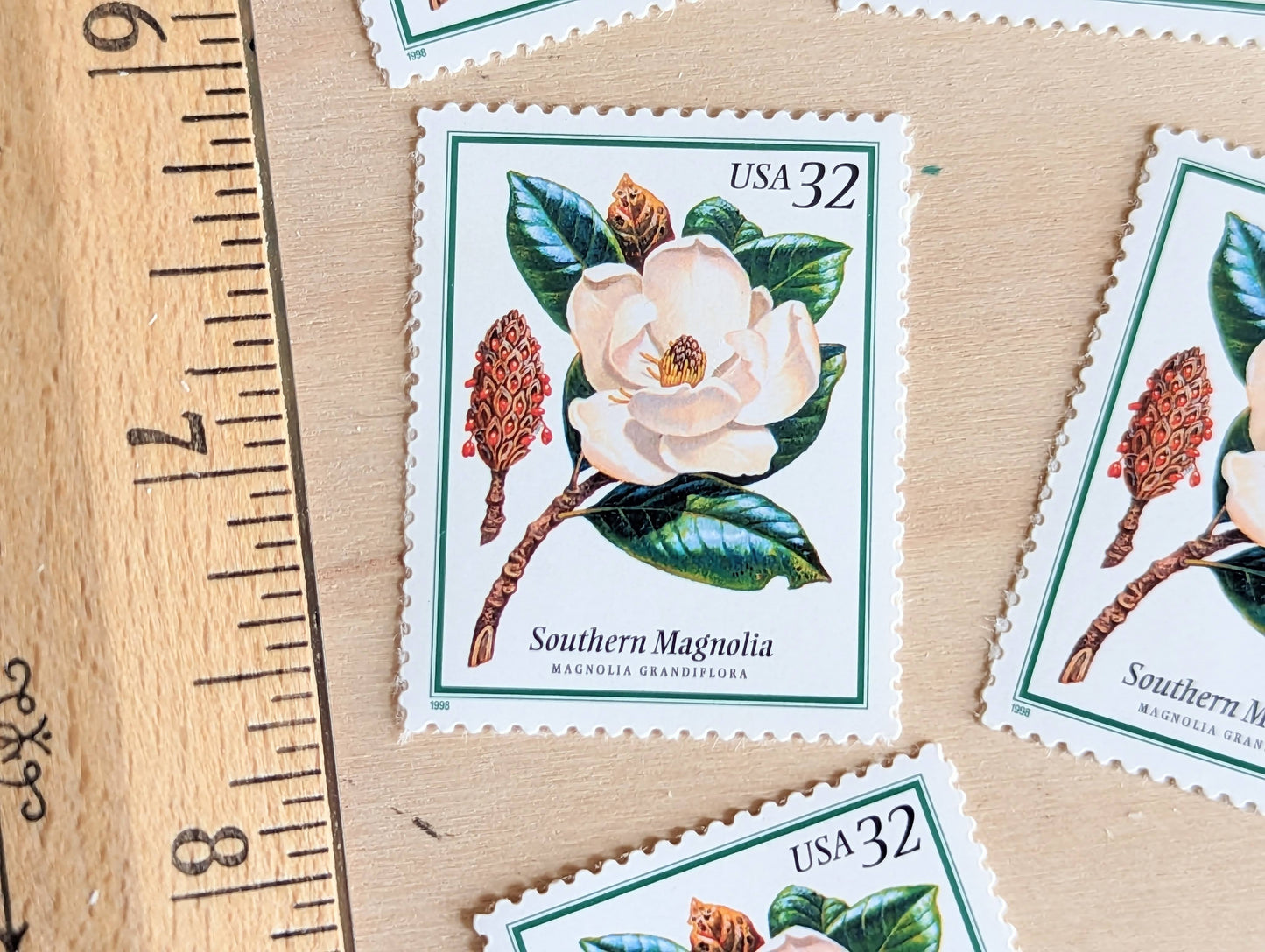 Set of 5 Southern Magnolia stamps, 32 Cent, Flowering Tree Stamps, 1998, Unused Postage Stamps