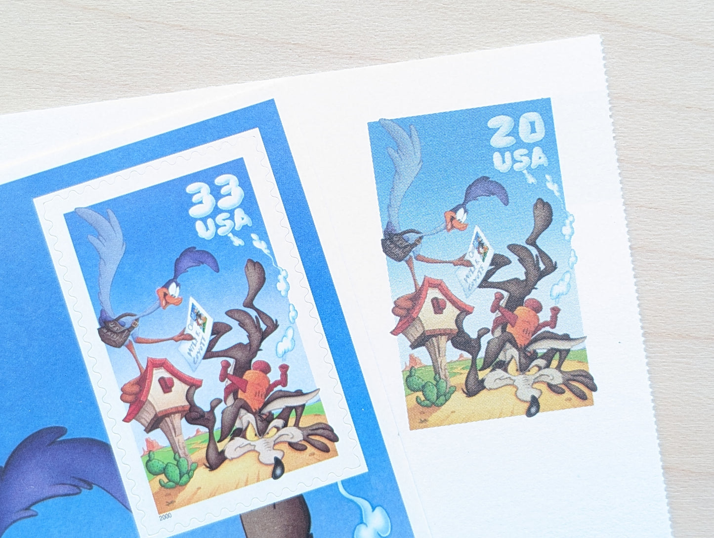 Wile E. Coyote & Road Runner Postcard, Looney Tunes 2000 20 Cent Postcard and Souvenir Sheet With 33 Cent Stamp