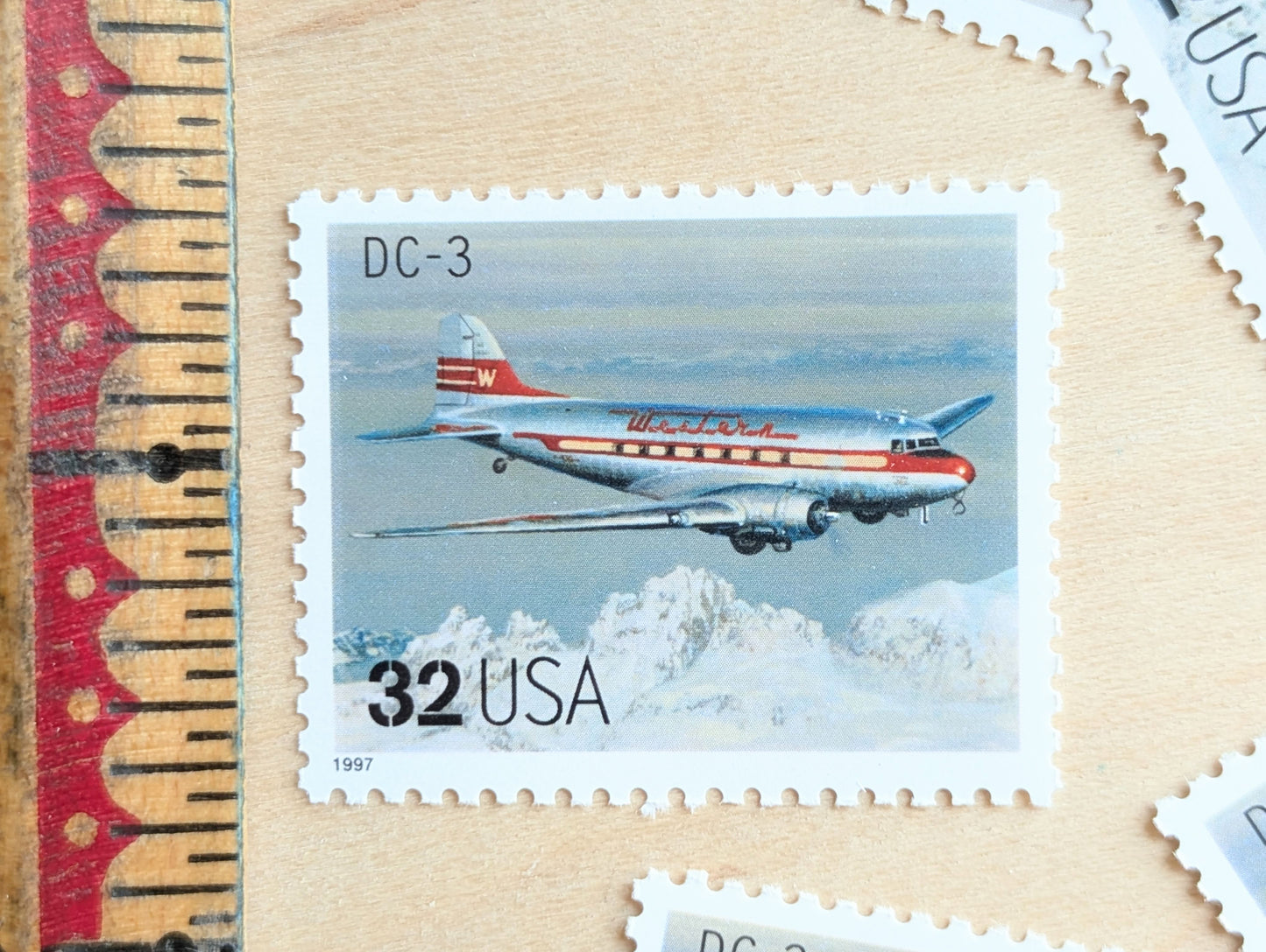 DC-3 Classic American Aircraft, Set of 5, Vintage Unused USPS 32 Cent Postage Stamps, Classic American Aircraft Stamps, 1996, Gummed