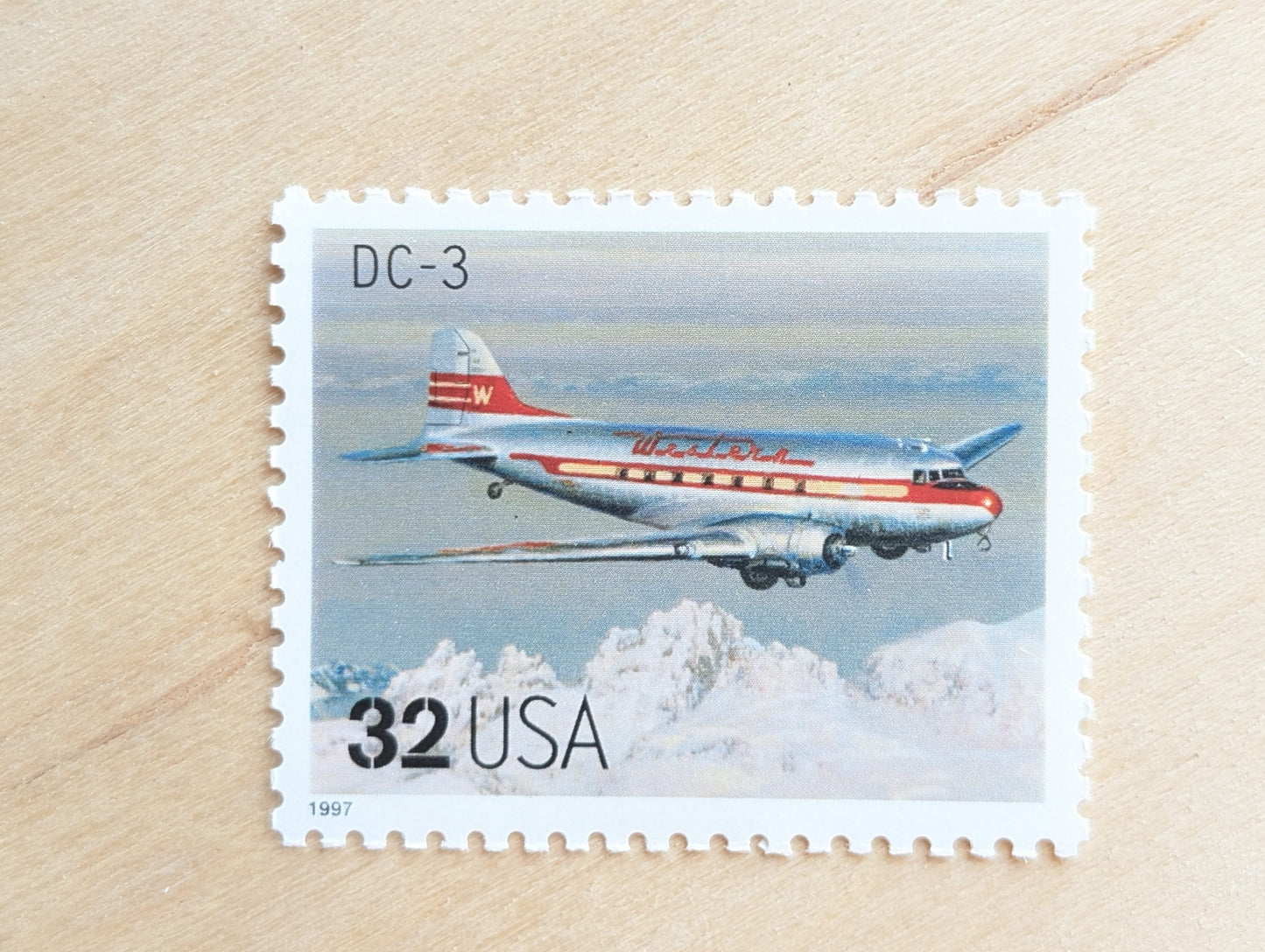 DC-3 Classic American Aircraft, Set of 5, Vintage Unused USPS 32 Cent Postage Stamps, Classic American Aircraft Stamps, 1996, Gummed