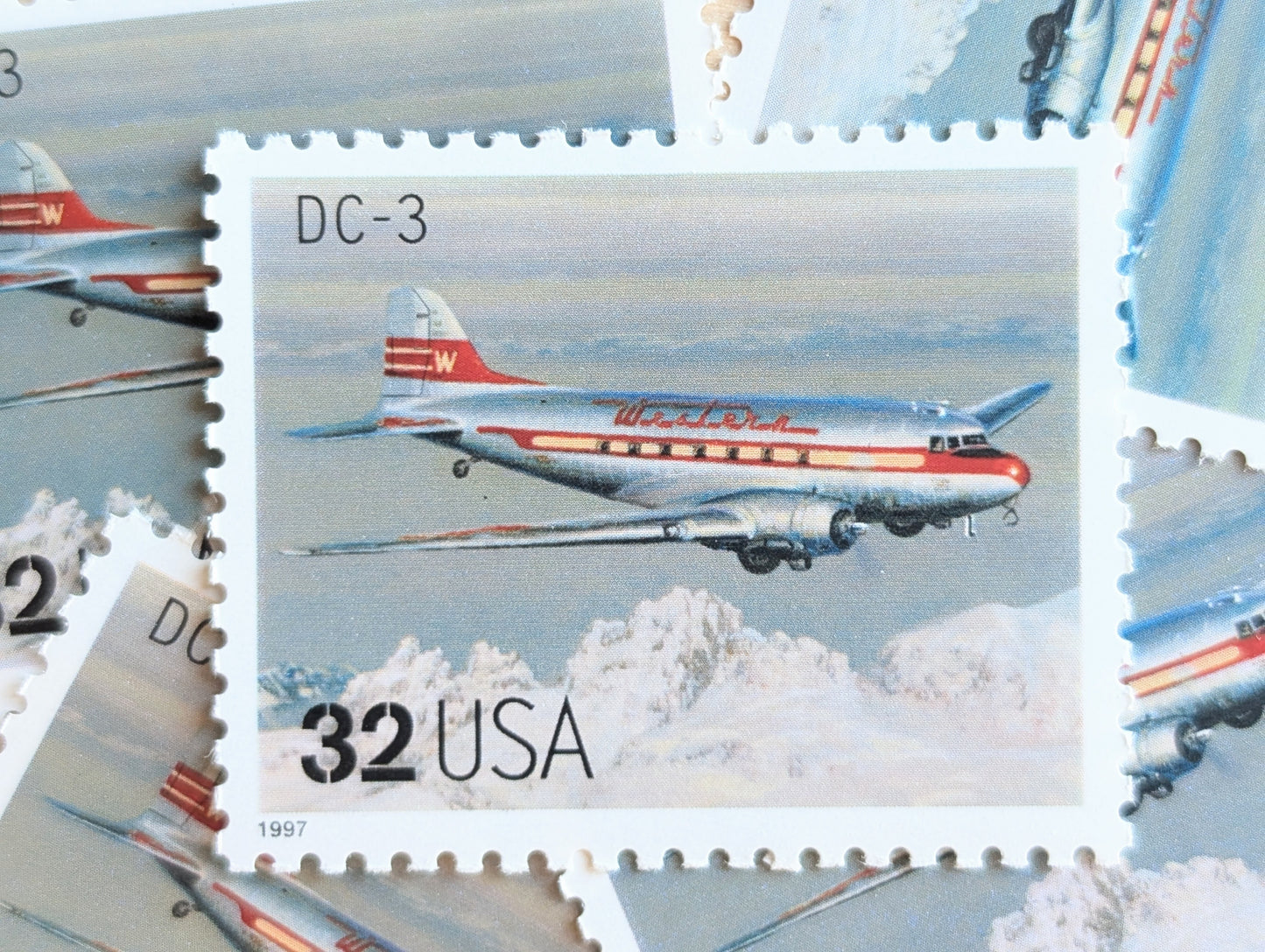 DC-3 Classic American Aircraft, Set of 5, Vintage Unused USPS 32 Cent Postage Stamps, Classic American Aircraft Stamps, 1996, Gummed