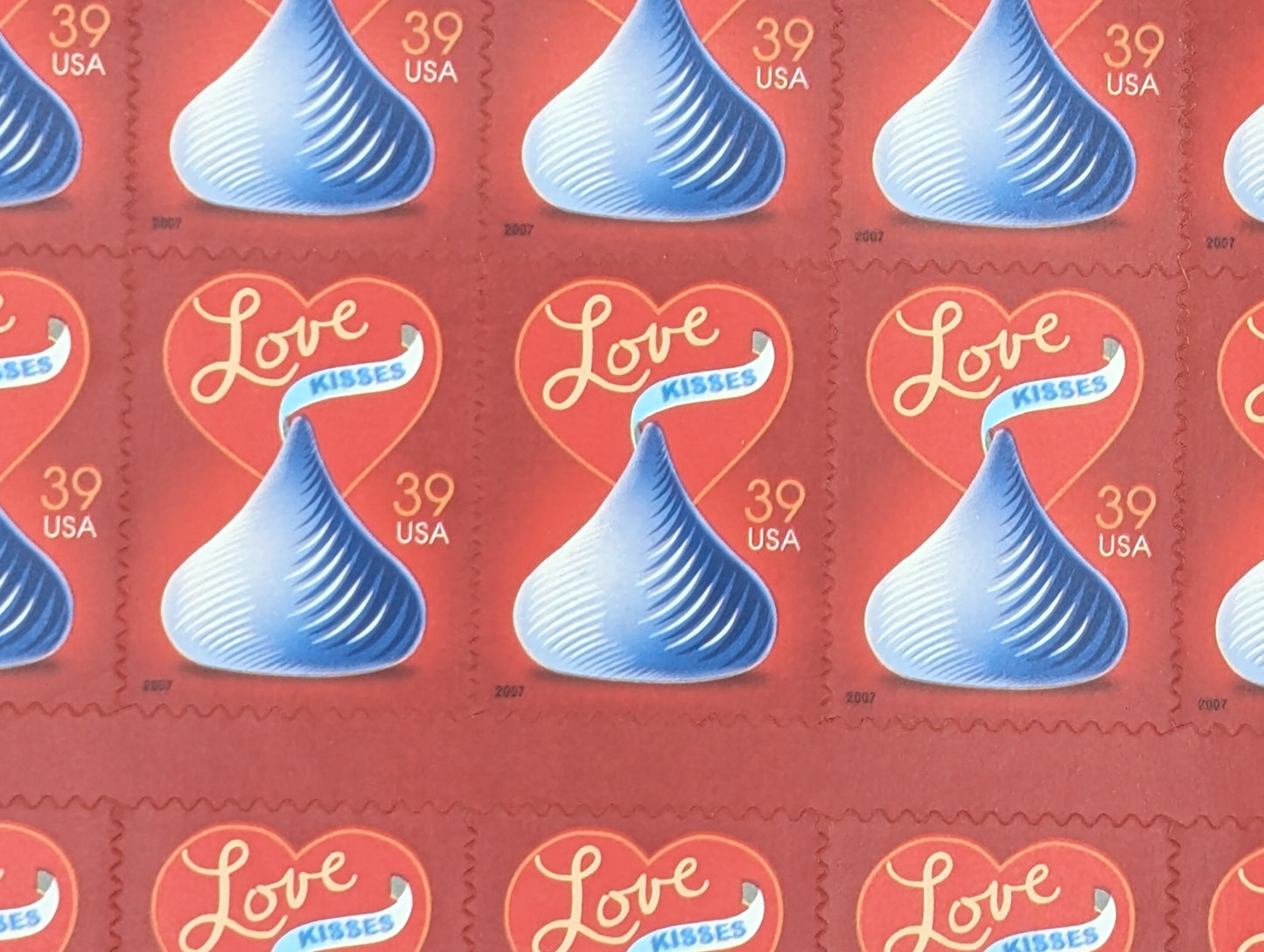 Love Kisses Stamps, Sheet of 20, Vintage Unused USPS 39 Cent Postage Stamps, Love Stamps 2007, Self-Adhesive