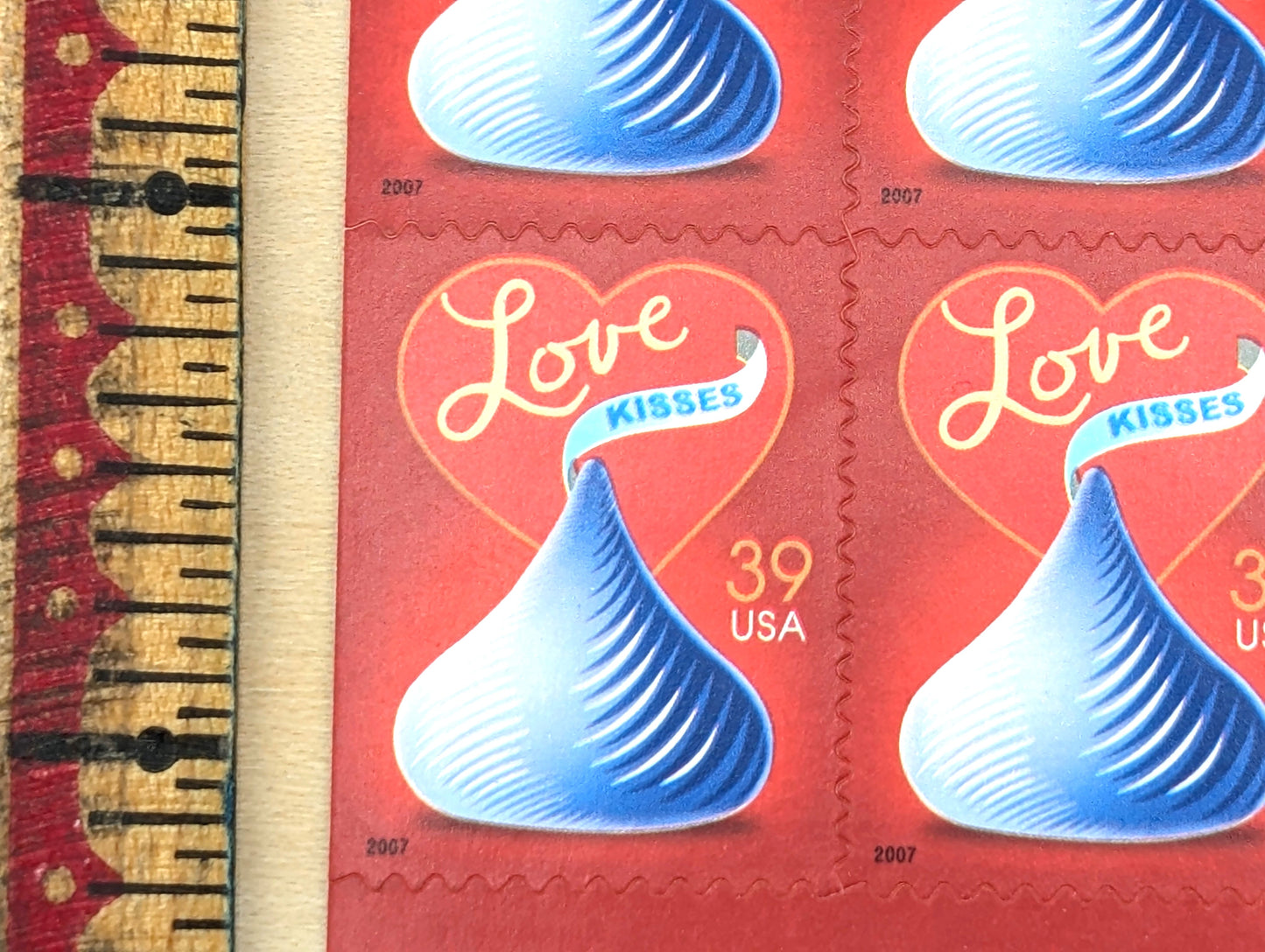 Love Kisses Stamps, Sheet of 20, Vintage Unused USPS 39 Cent Postage Stamps, Love Stamps 2007, Self-Adhesive