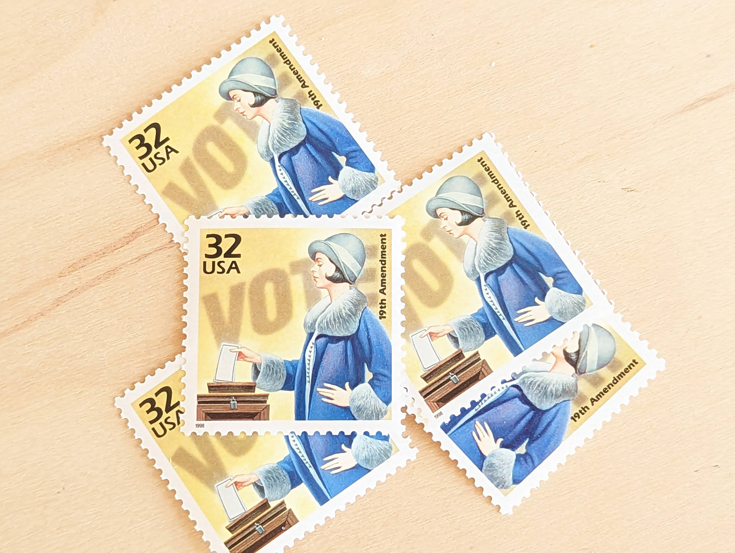 5 The 19th Amendment, 32 Cent, 1998, 1920s Celebrate The Century, Unused Postage Stamps