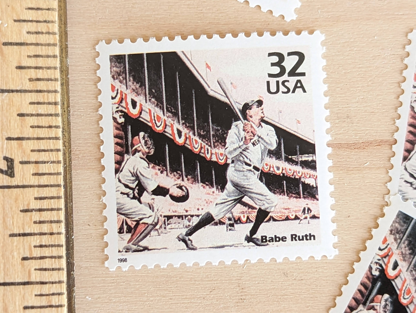 5 Babe Ruth, 32 Cent, 1998, 1920s Celebrate The Century, Unused Postage Stamps