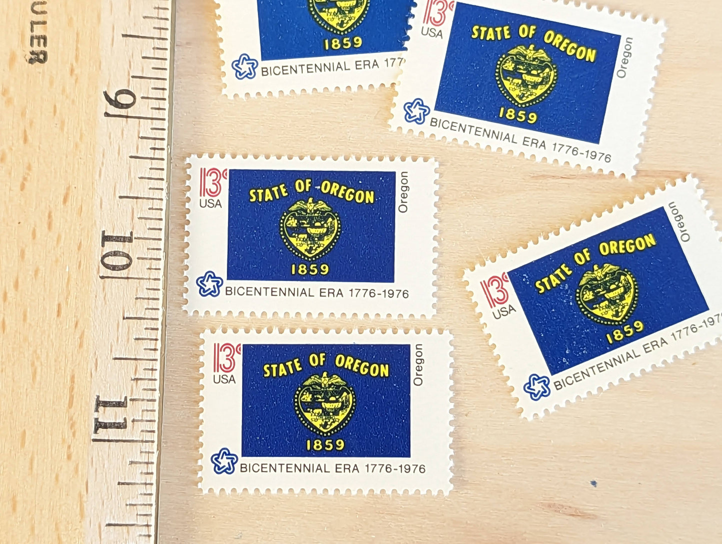 10 Oregon State Flag Stamps, 13 Cent, 1976, State Flag, Unused Postage Stamps