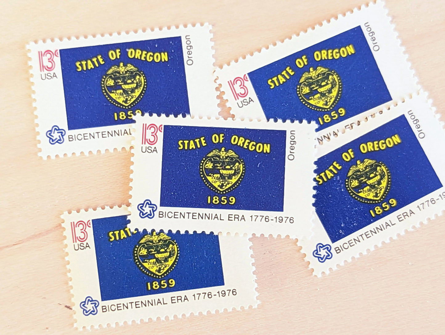 10 Oregon State Flag Stamps, 13 Cent, 1976, State Flag, Unused Postage Stamps