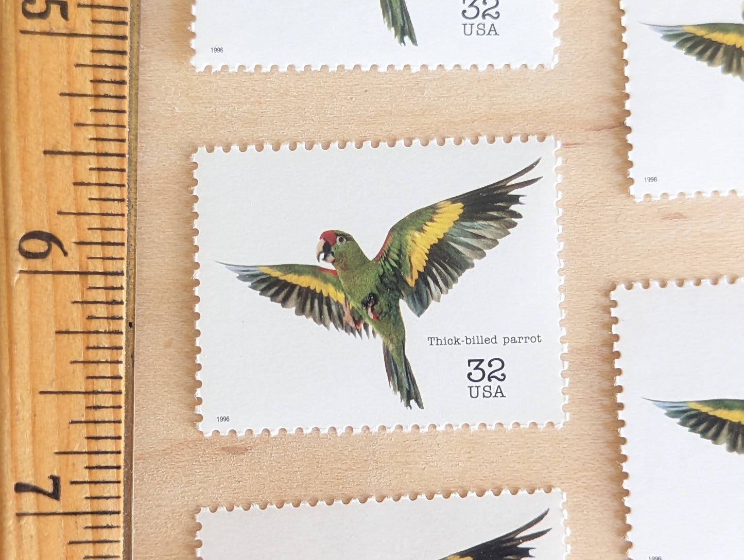 5 Thick Billed Parrot Stamps, 32 Cent Unused Postage Stamps, Endangered Species 1995