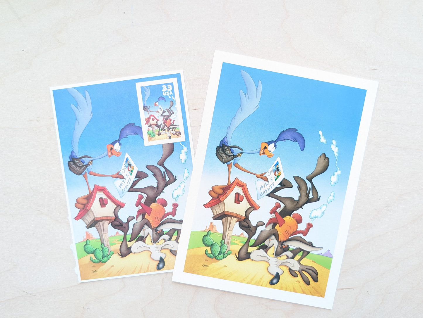 Wile E. Coyote & Road Runner Postcard, Looney Tunes 2000 20 Cent Postcard and Souvenir Sheet With 33 Cent Stamp