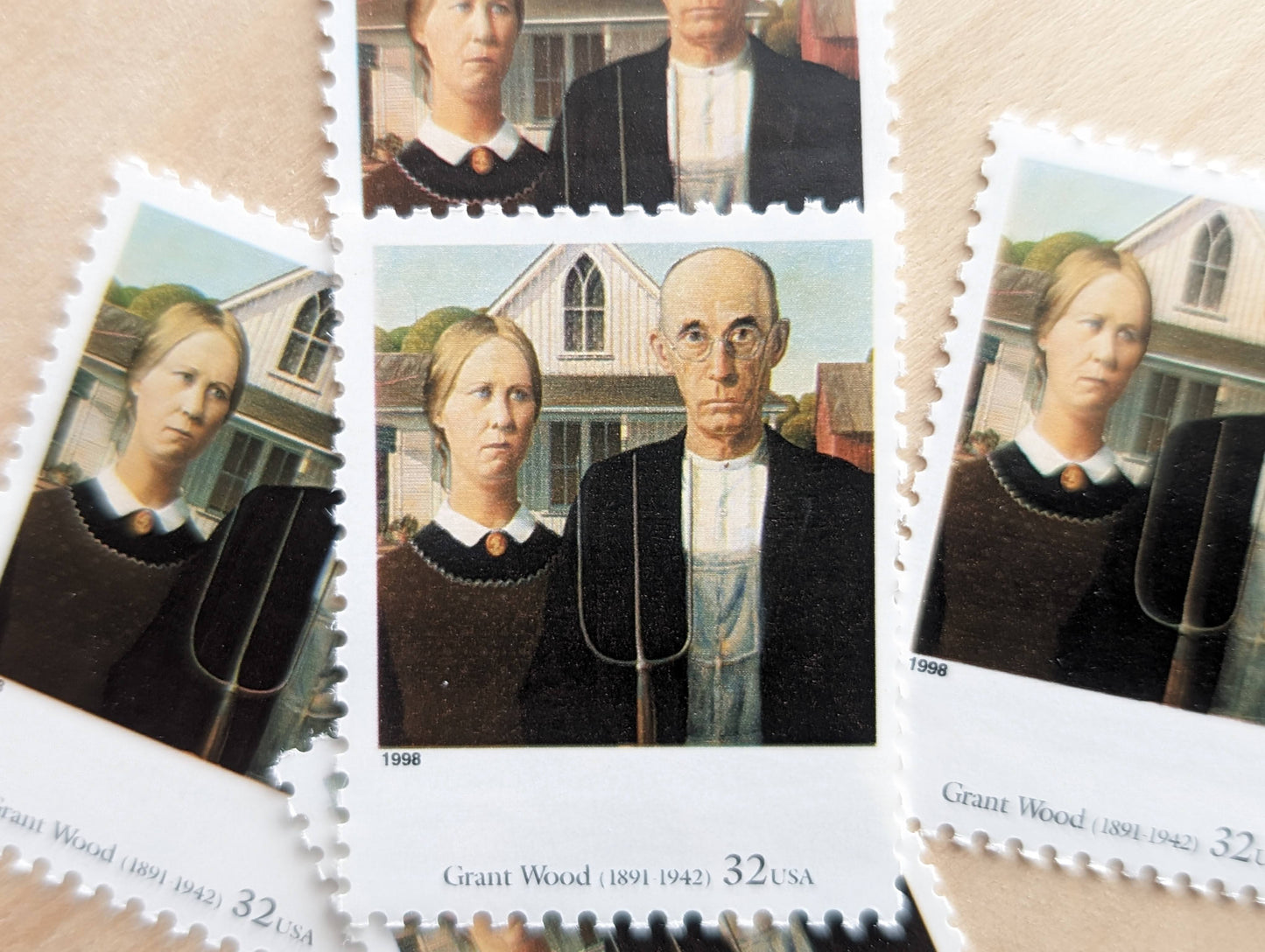 5 American Gothic By Grant Wood 32 Cent Postage Stamps, Four Centuries of American Art Postage Stamps, Unused US Postage Stamps, 1997