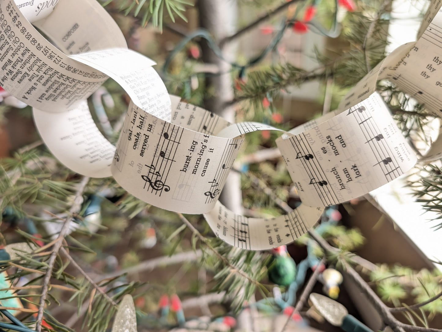 Music Book/Sheet Music Paper Chain Kit, 31 Chains & Number Stickers to Count Down/Decorate, Made with Vintage Music Books