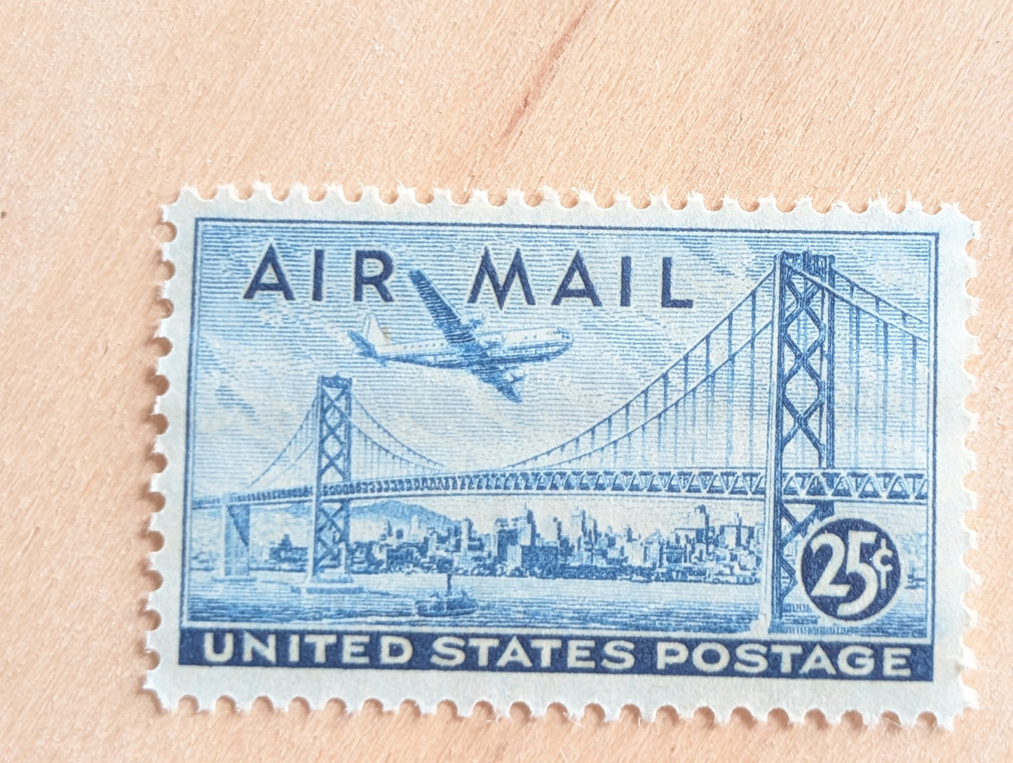 10 US Airmail Postage Stamps, 25 Cent Stamps, 1946 Unused US Postage Stamps