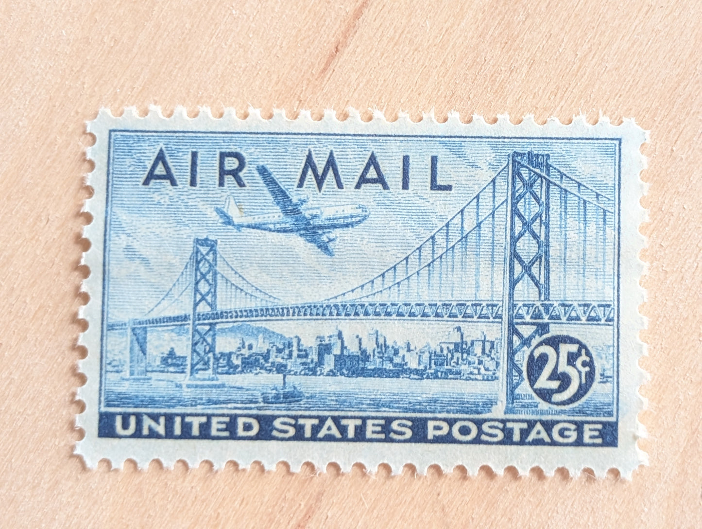 10 US Airmail Postage Stamps, 25 Cent Stamps, 1946 Unused US Postage Stamps